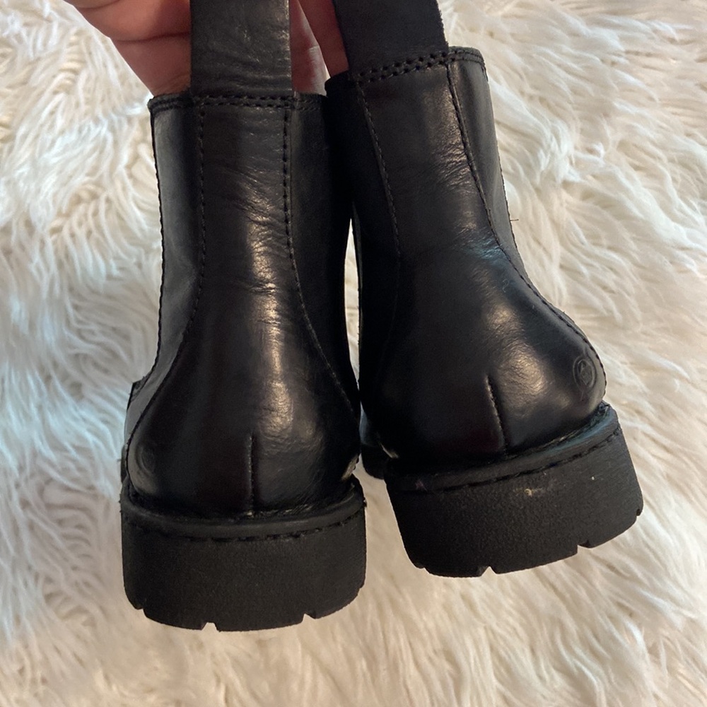 BORN Black Leather Men's Boots size 10 leather upper BNWOT color black - Picture 15 of 16